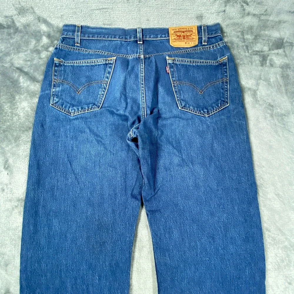 Vintage Levis Jeans Mens 36x32 Blue Straight Leg Denim Pants Y2K 90s USA Red Tag